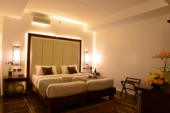 booking btn