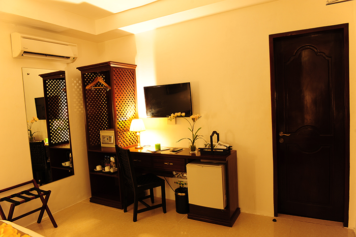 booking btn